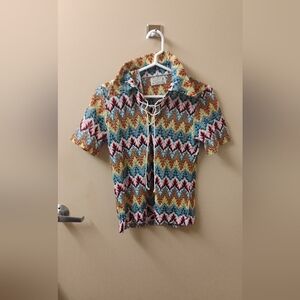 Vintage 1960s 1970s Helen Sue Lace up Short Sleeve Collared Top